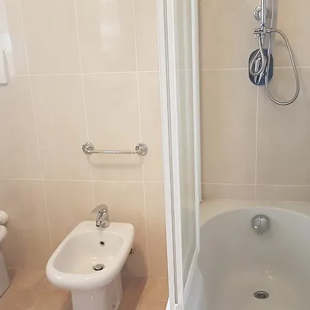 Radiosa Vila Nebbiuno